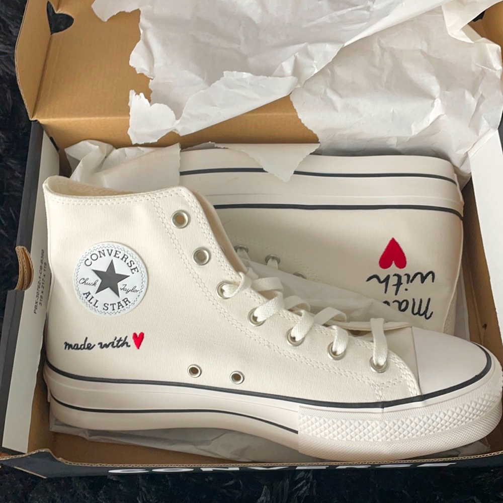 Women’s Converse